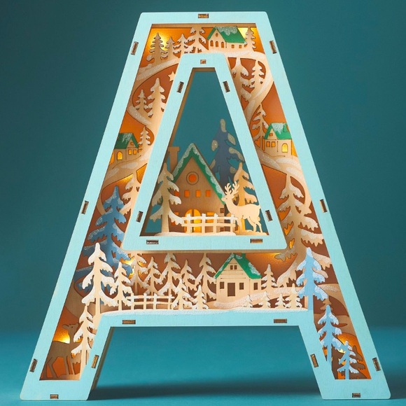 X Wonderland light up Letters - Picture 3 of 15